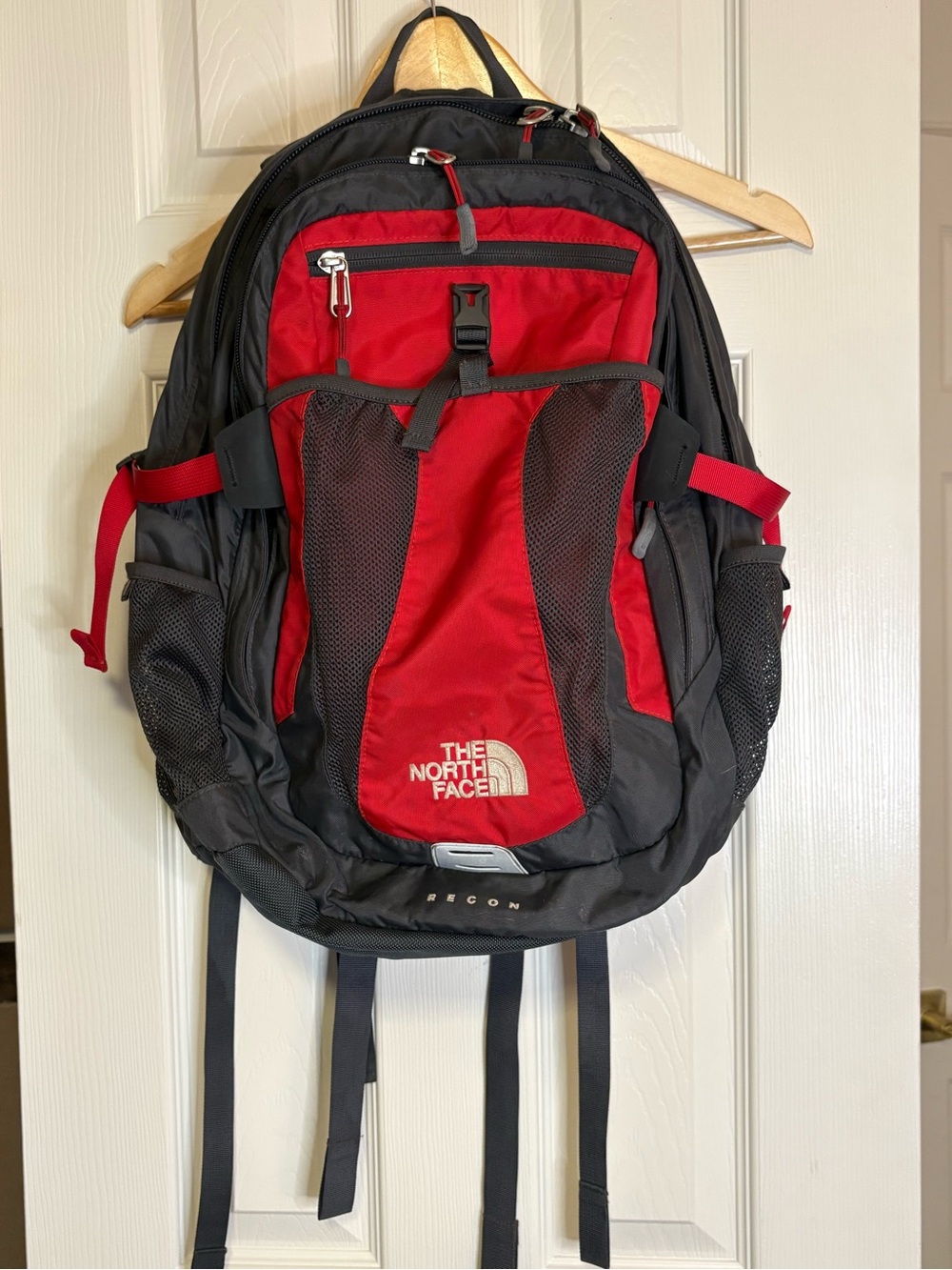 The North Face Recon Backpack Red Black Laptop Hiking School Travel Bag